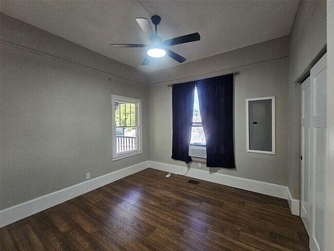 Foto del edificio - 908 E 20th Ave