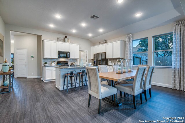 Foto del edificio - 1933 Colonial Ave