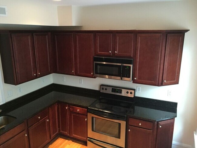 Foto del edificio - 101 N Stafford Ave