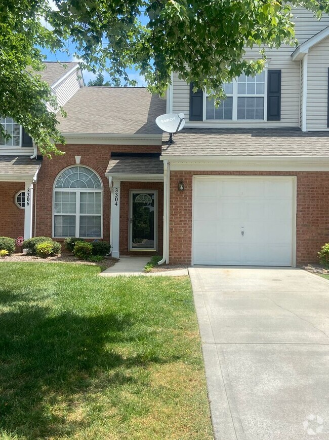 Building Photo - 3304 Summerfield Ridge Ln