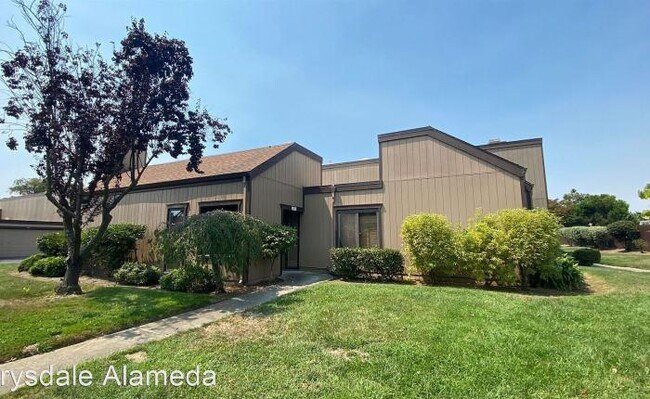 Building Photo - 2 bedroom in Alameda CA 94502