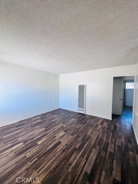 Building Photo - 141 S Ave 22