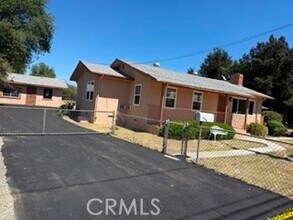 Building Photo - 541 E Merced Ave
