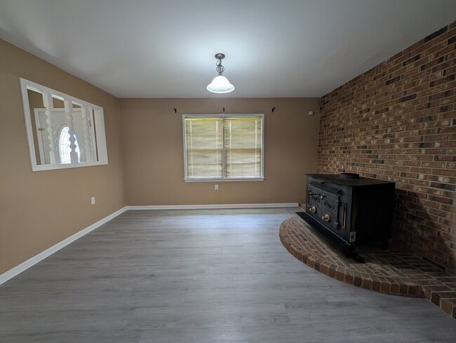 Foto del edificio - 701 Waters Dr