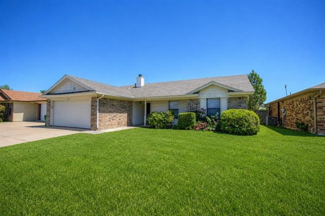 Foto del edificio - 7724 Pebblebrook Dr