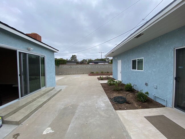 Building Photo - Beautifully Upgraded Home in the Heart of Central Torrance