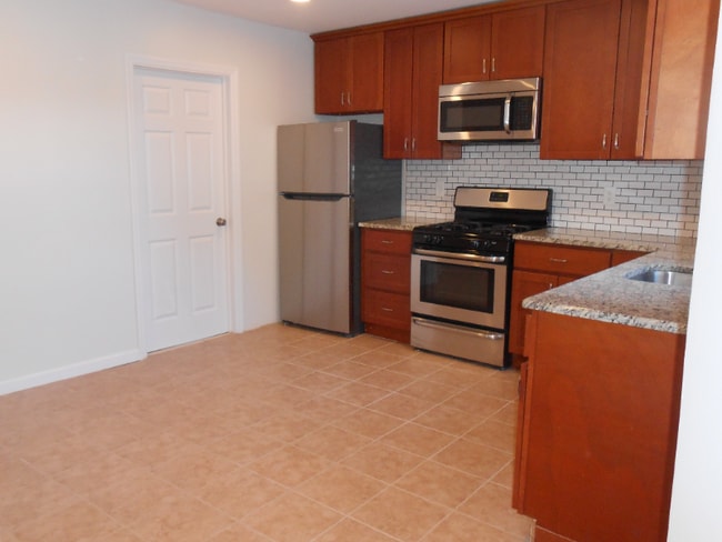 Building Photo - 244 Avenue C