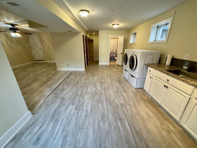 One-Bedroom, One-bath Basement Apartment in Sought-After Community of Aquia Harbour - One-Bedroom, One-bath Basement Apartment in Sought-After Community of Aquia Harbour