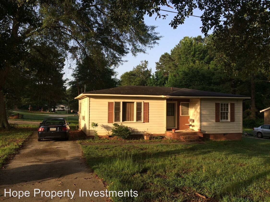 Building Photo - 3 br, 1 bath House - 344 Westside School Rd