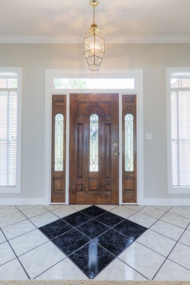 Building Photo - Gorgeous 4 bedroom in Arbor Run S/D