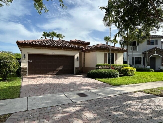 Foto del edificio - 15180 SW 119th Way