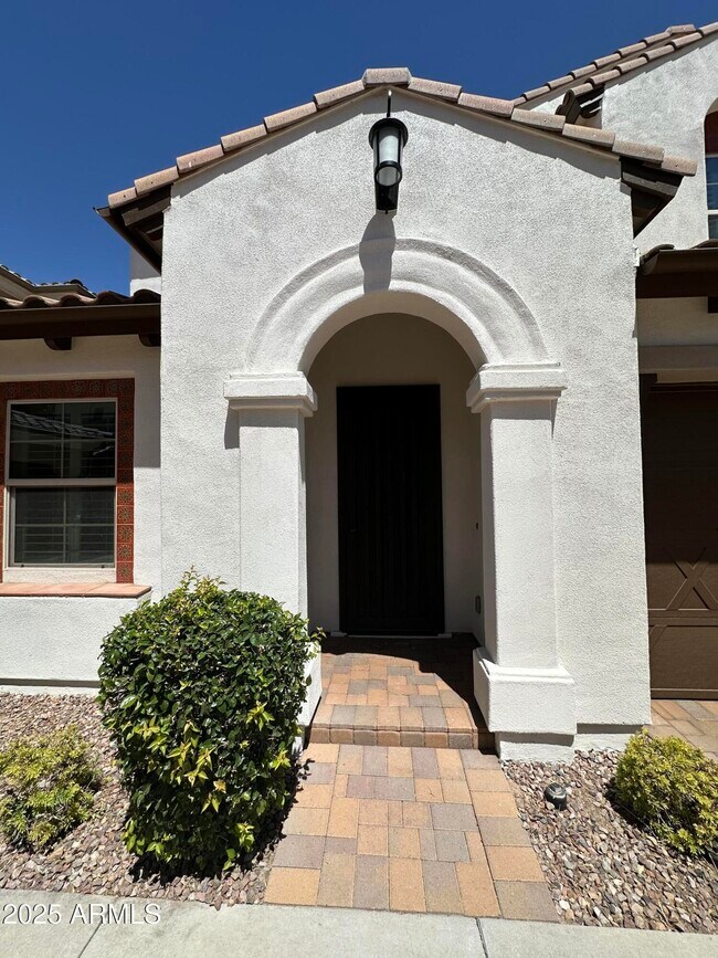 Building Photo - 4107 S Pecan Dr
