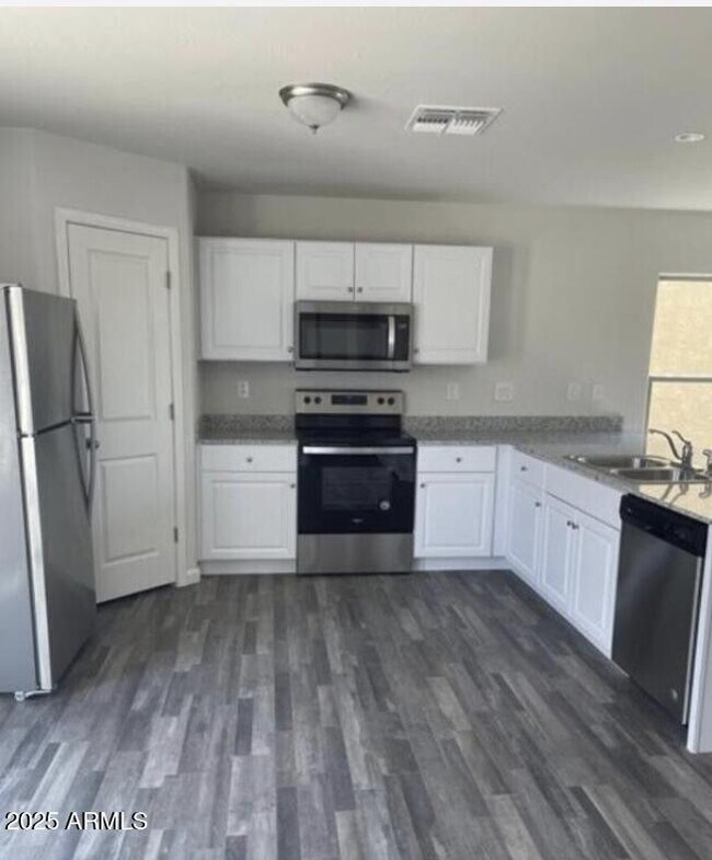 Foto del edificio - 137 W Bobcat Pl