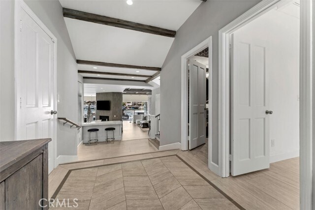 Foto del edificio - 654 Harbor Island Dr
