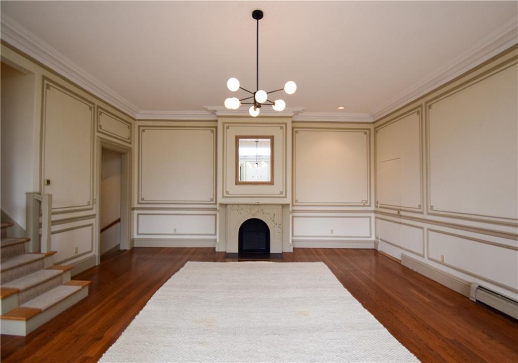 Primary Photo - 66 Webster St