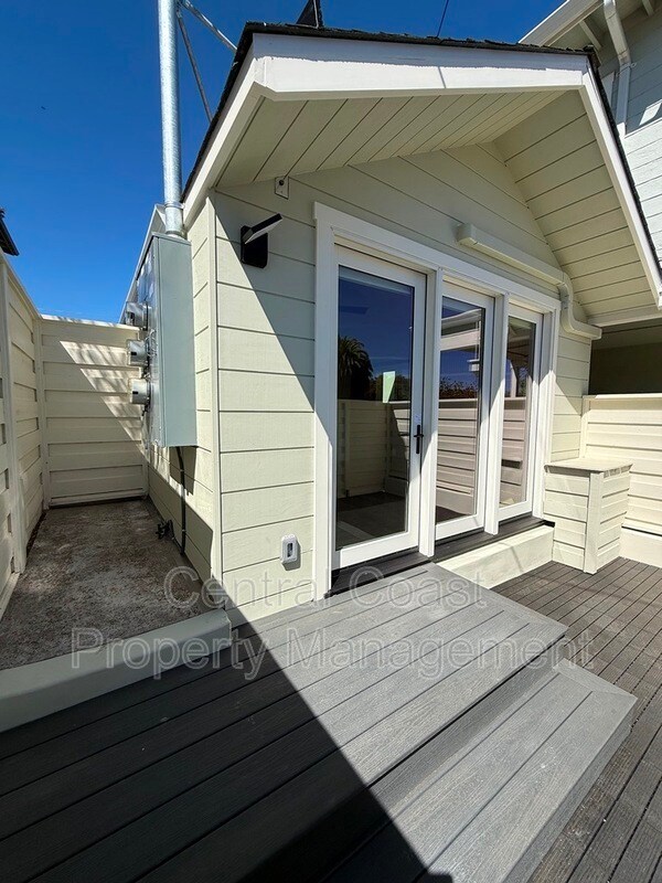 Foto del edificio - 404 Grand Ave