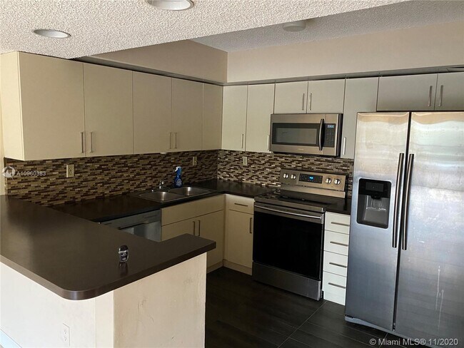Building Photo - 13255 SW 88th Ln