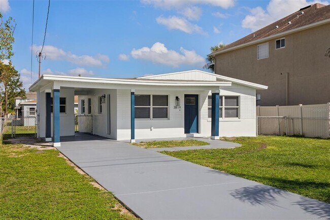 Foto del edificio - 3819 W Gray St