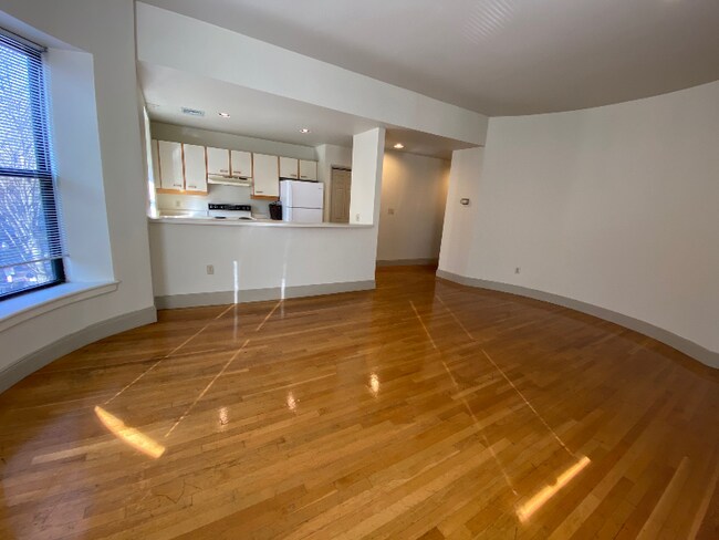 Building Photo - 40 Worcester Square