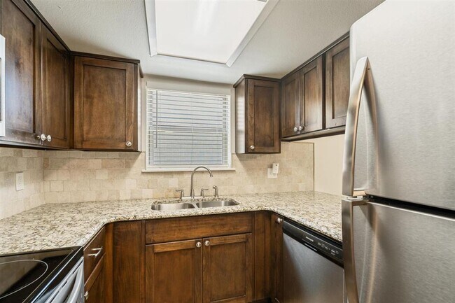 Foto del edificio - 111 Rhonda St