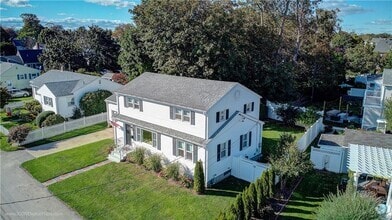 Building Photo - 18 Sylvan Ter
