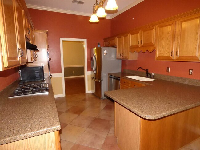Foto del edificio - 6400 Ricks Field Cove