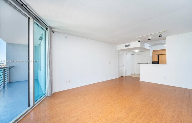 Building Photo - 335 S Biscayne Blvd