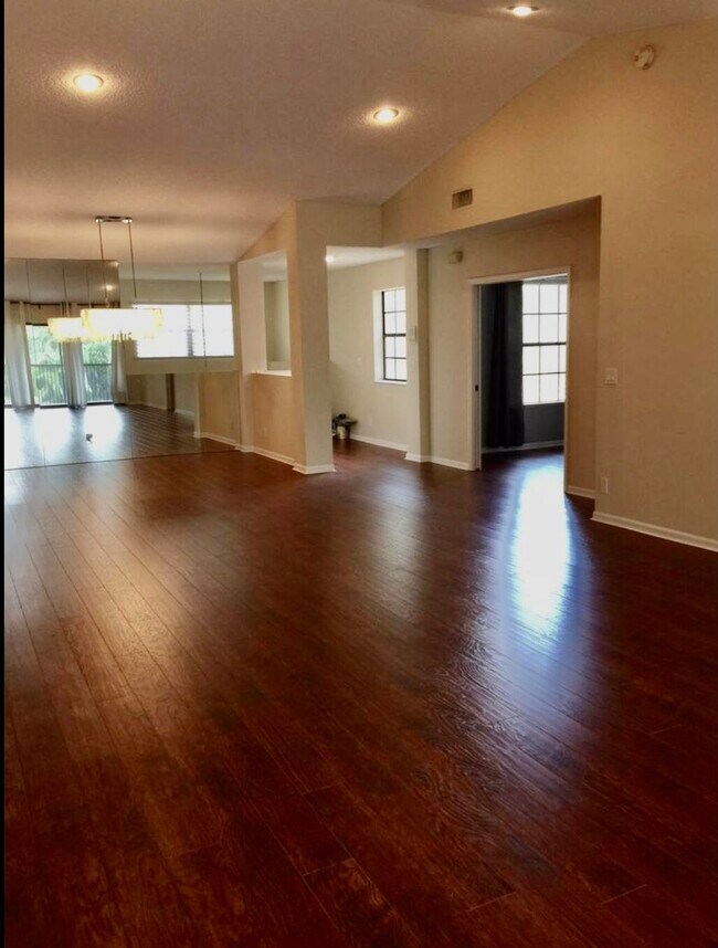 Building Photo - 6769 Montego Bay Blvd