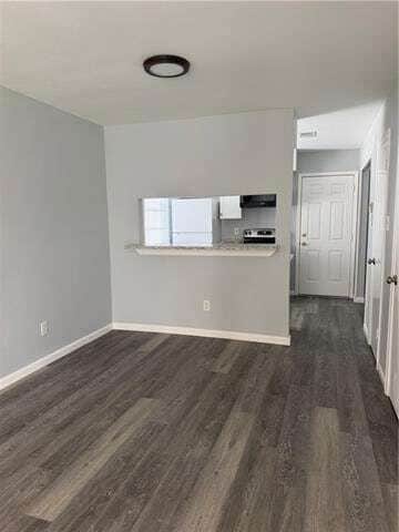 Building Photo - 905 Aspen Ct
