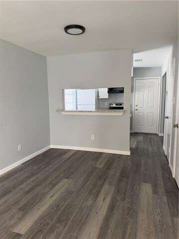 Foto del edificio - 905 Aspen Ct