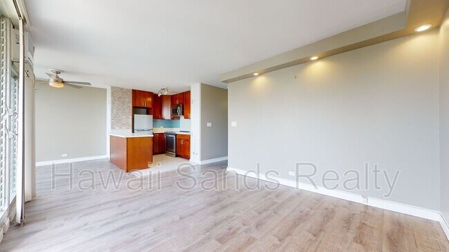 Building Photo - 757 Kinalau Pl