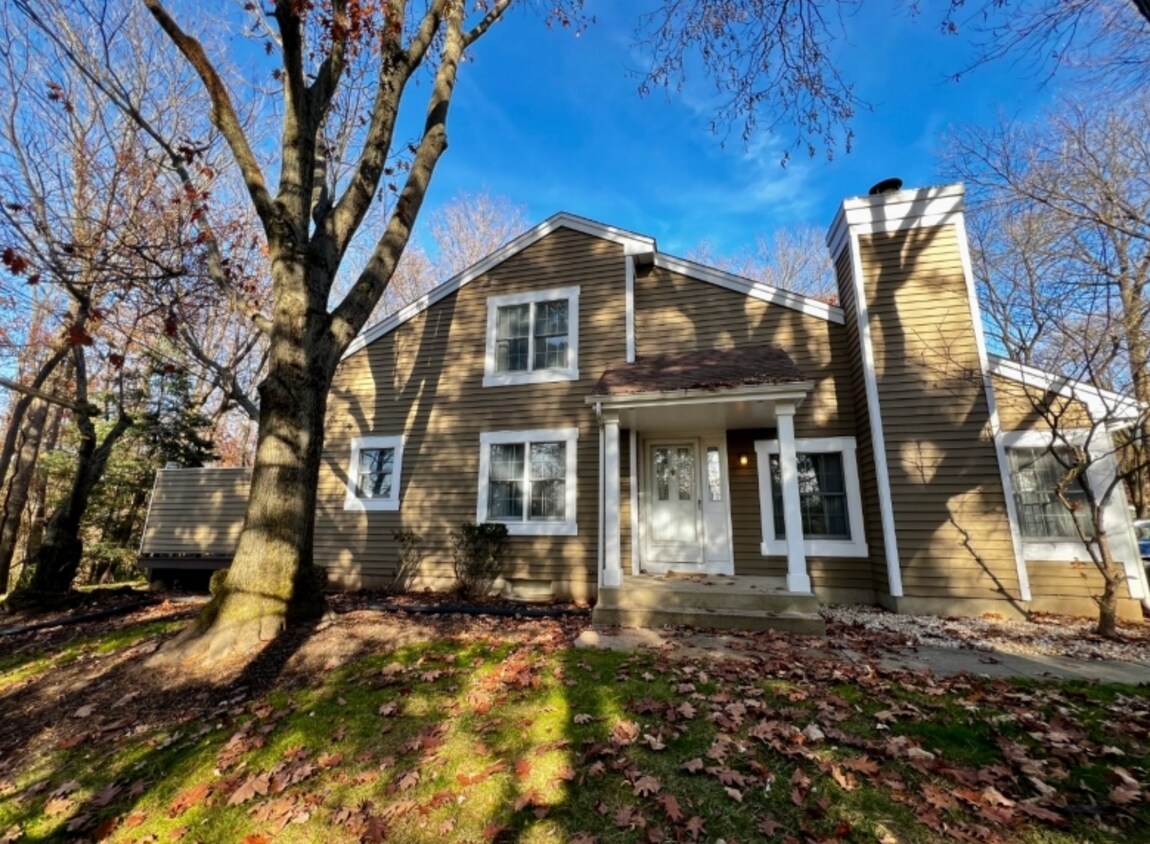 Foto principal - 19 Stone Run Rd