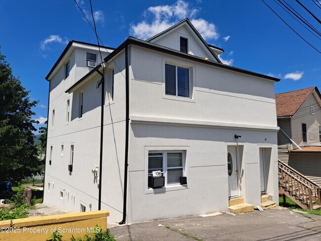 Building Photo - 1906 Prospect Ave