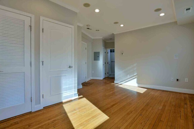 Foto del edificio - 5611 5th St NW