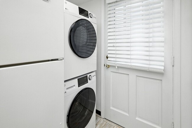 Photo - Ocean Towers - Direct Beach Access Apartment