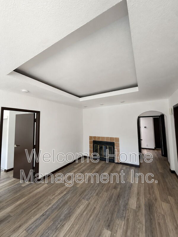 Photo - 633 F Street House