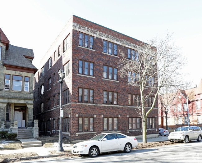 Building Photo - Union Street Apartments