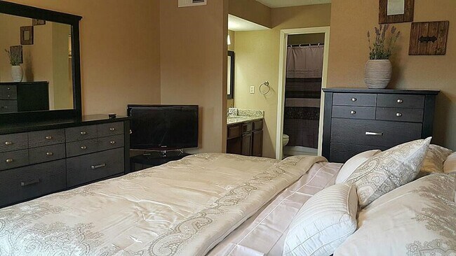 Foto del edificio - 10555 Turtlewood Ct