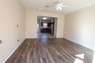 Building Photo - 2219 Naomi St