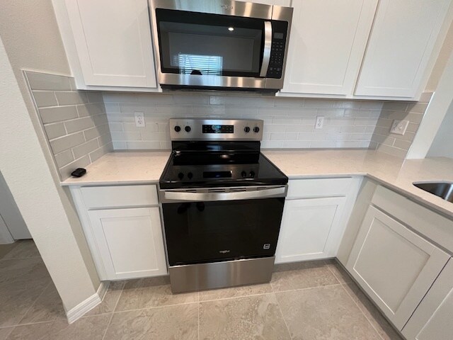 Foto del edificio - 3038 Emerald Acrs Ln