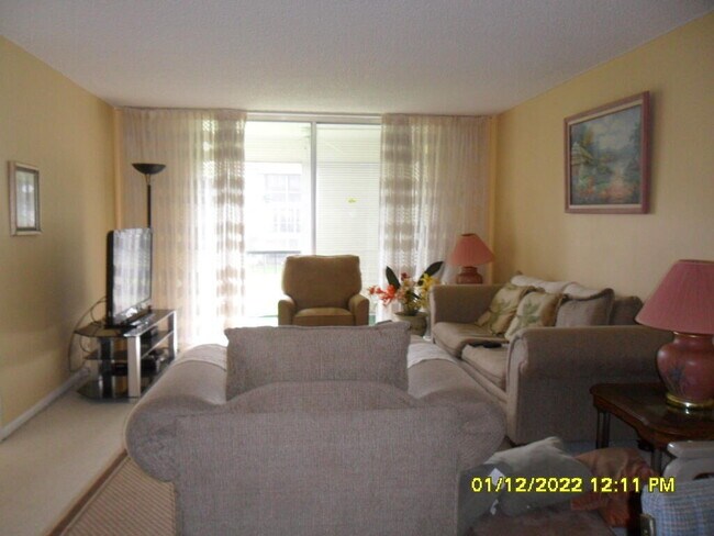 Foto del edificio - 9420 S Hollybrook Lake Dr