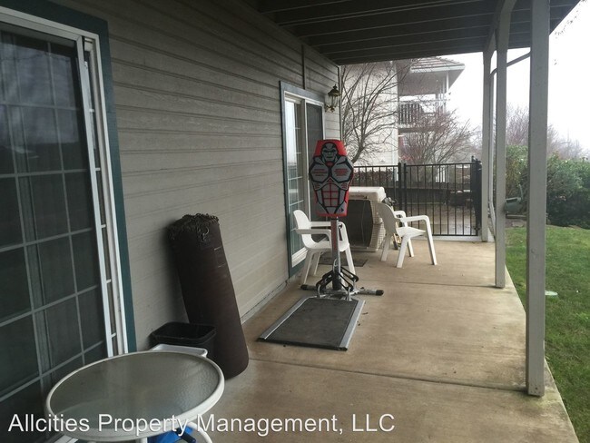 Foto del edificio - 3 br, 1 bath House - 4171 Tamarack Dr.