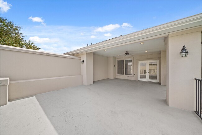 Foto del edificio - 2304 Albans Rd