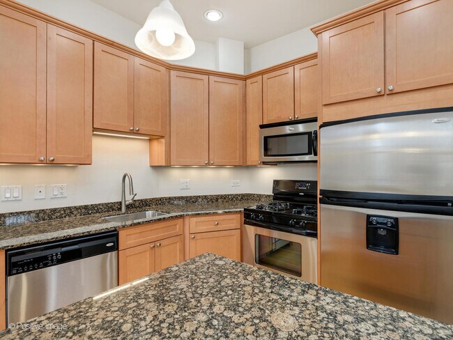 Foto del edificio - 709 W Diversey Pkwy