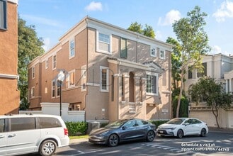 Building Photo - 882 Inspiration Pl