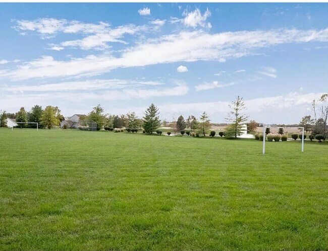 Foto del edificio - 708 Harbor Woods Dr