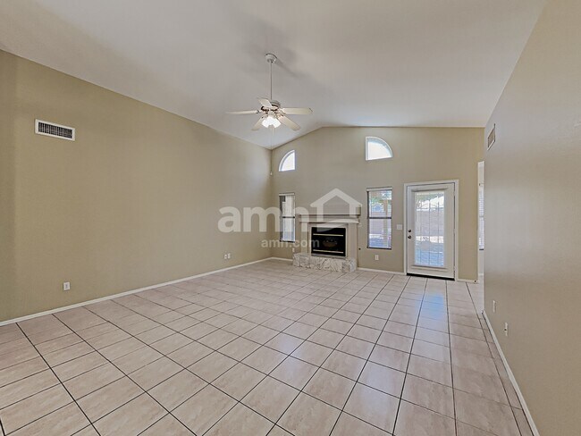 Building Photo - 20621 N 99th Drive