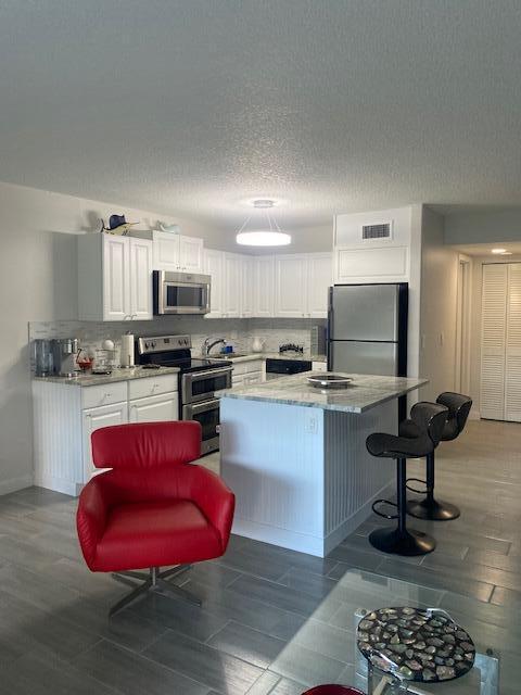 Foto del edificio - 342 Southwind Dr