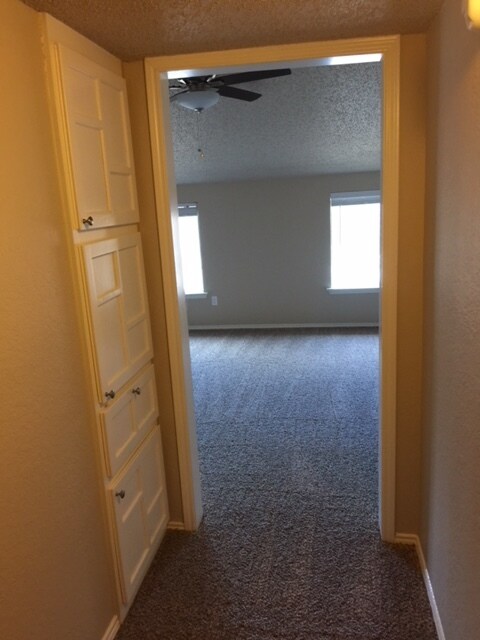 Building Photo - 3617 Daniel Drive