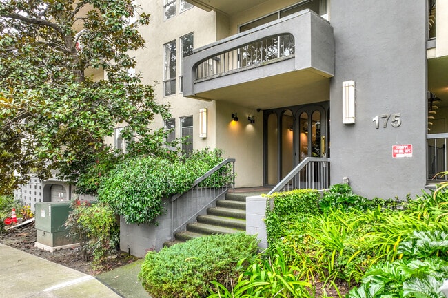 Building Entrance - 175 Santa Rosa Ave